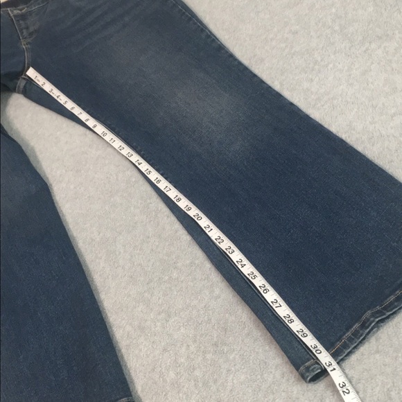 Levis Womens Bootcut Jeans size 20w - Picture 8 of 9